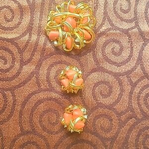 Vintage Joan Rivers Cosmetic Jewelry